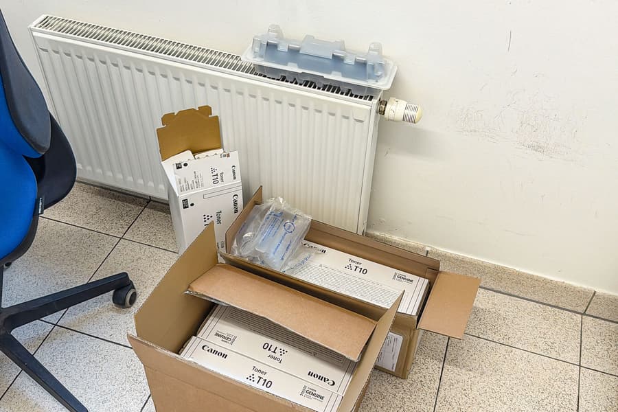 Posten Toner Canon T10